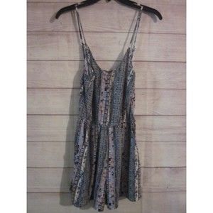 Raya Sun Romper Woman's Size Small Sleeveless Blue Pink Boho Paisey